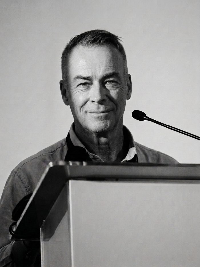 Martin Cross